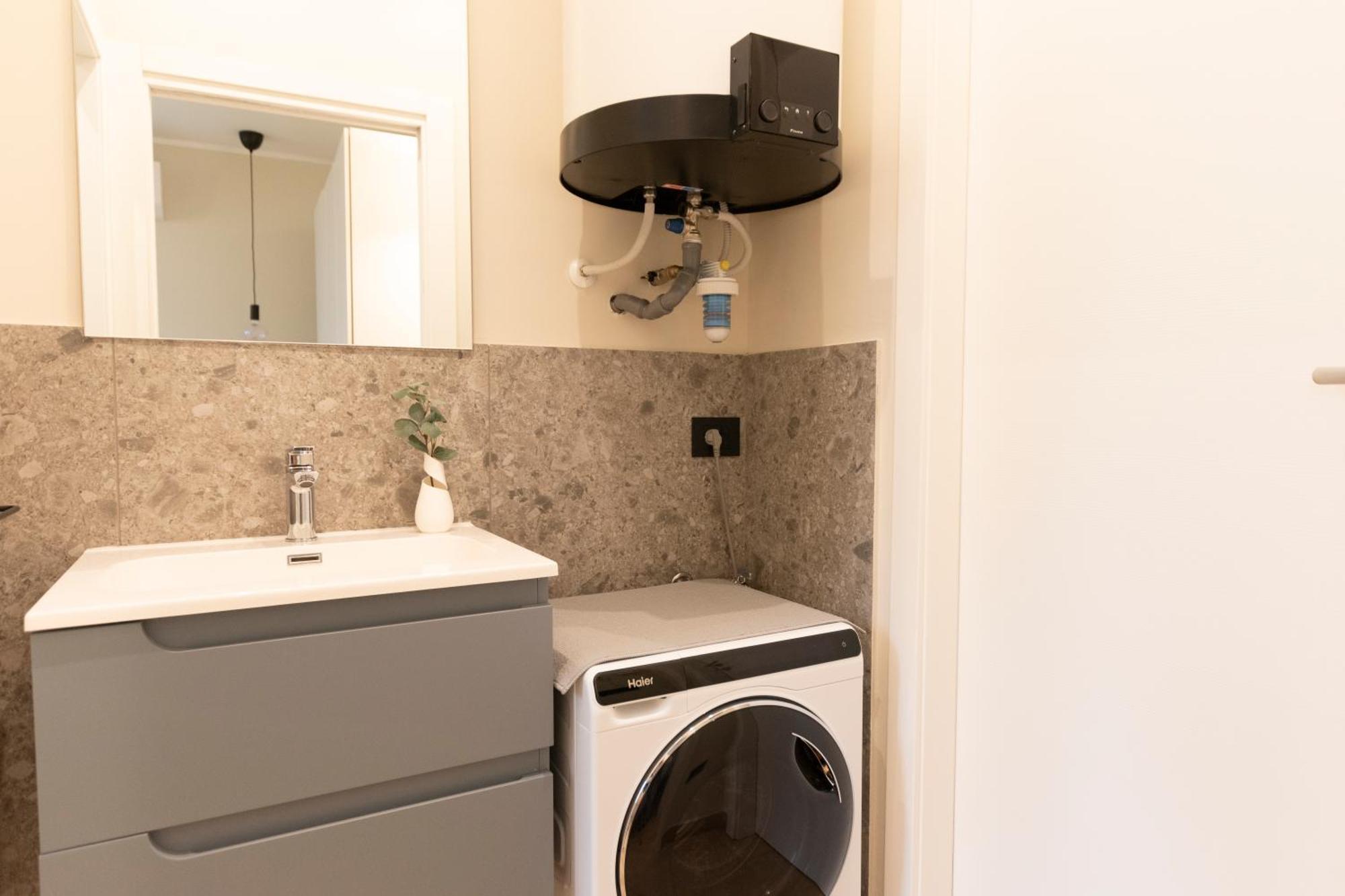 Ihost Luxury -free Parking- Plana 6 * Milan